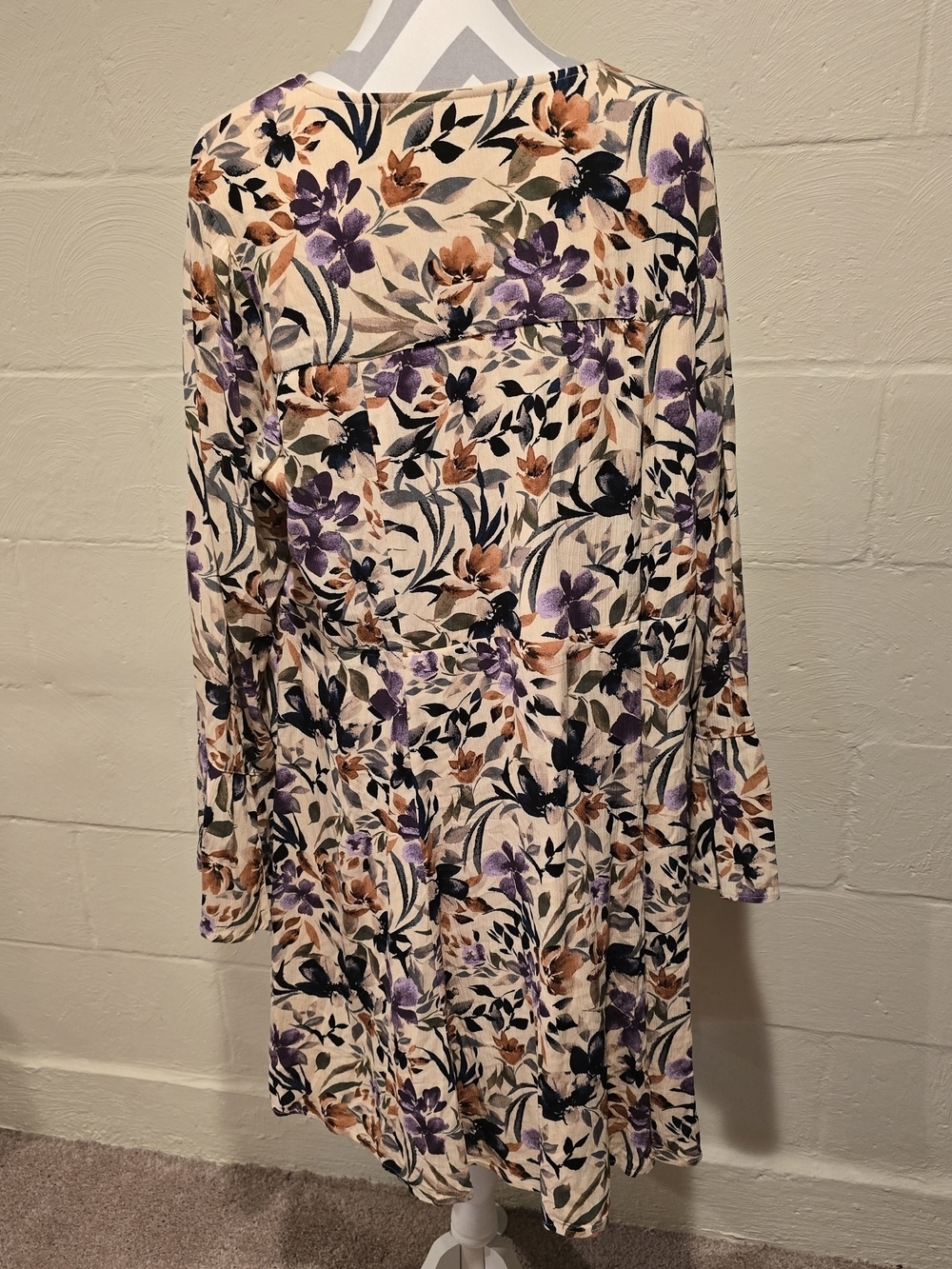 Torrid Size 2X (18-20) Sand Floral Gauze Lace-Up Skater Boho Dress NWOT! - Picture 5 of 11